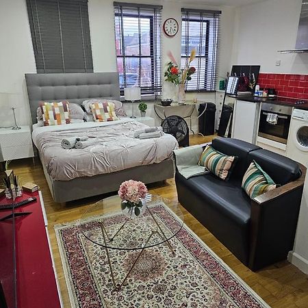 Appartement Empire Studio à Bedford Extérieur photo