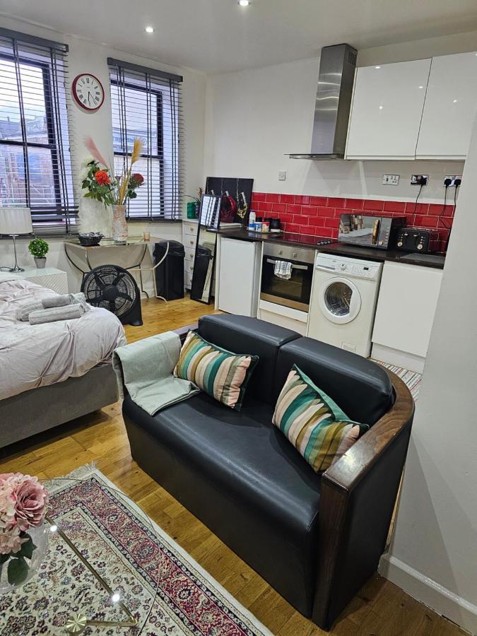 Appartement Empire Studio à Bedford Extérieur photo
